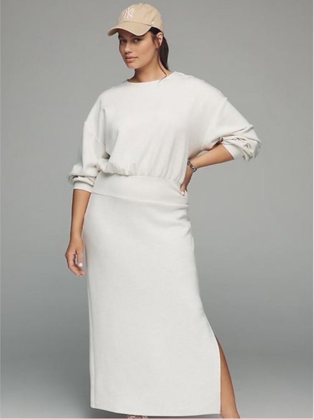 Long-Sleeve 
Maxi Dress in Willow
Daily Practice
NWOT
COLOR- Ivory
Beyond SOFT